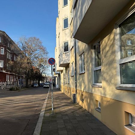 Cozy Jungle Fever - Modernes Apartment Mit Eigenem Parkplatz Magdeburg Eksteriør bilde